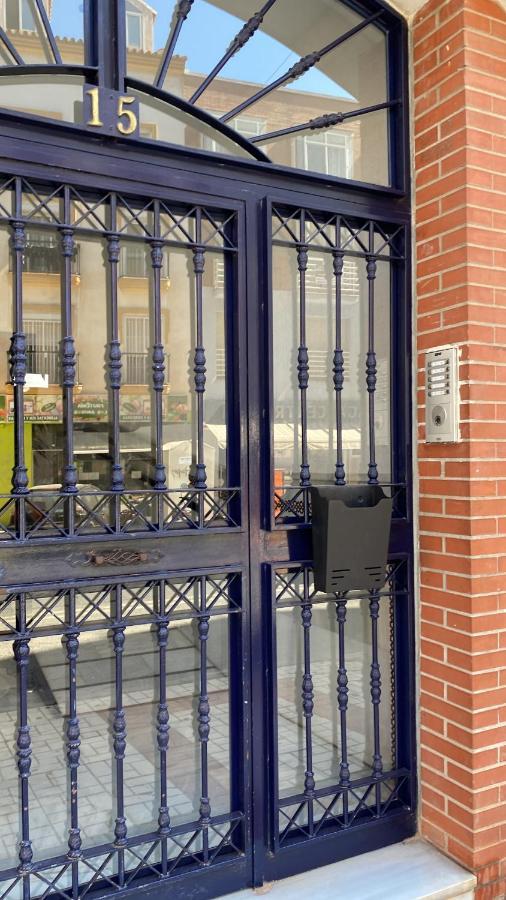 Atico Moderno Con Terraza Privada En Malaga Centro 马拉加 外观 照片