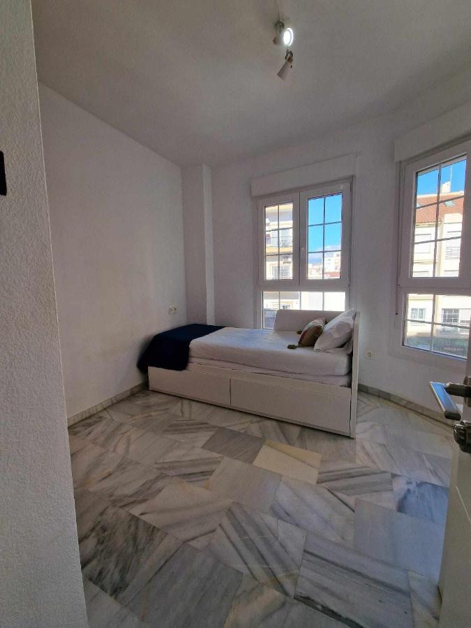 3 Rooms Con Parking Y Terraza En C Marmoles 马拉加 外观 照片