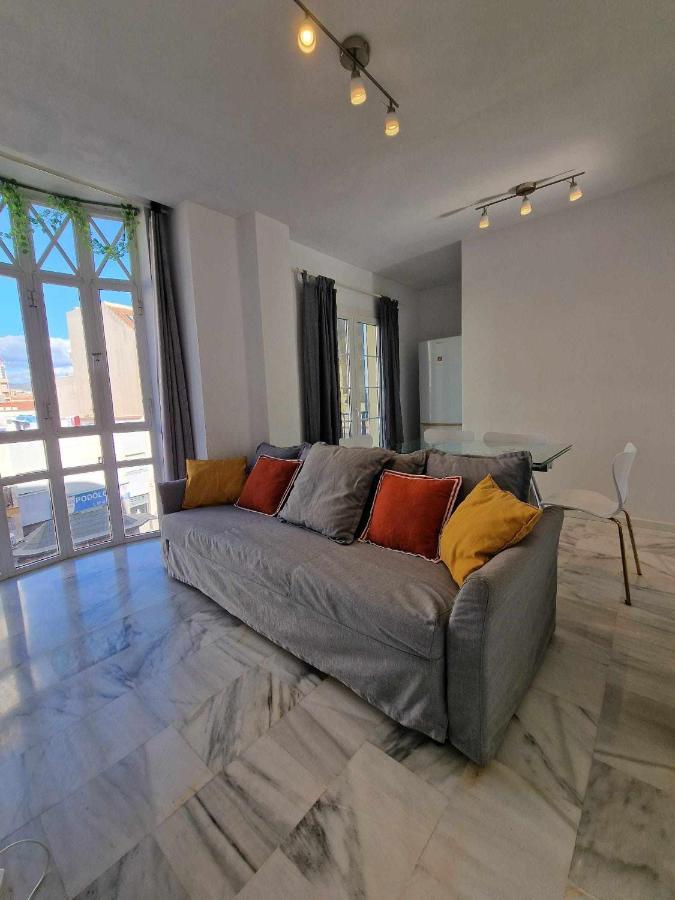 Atico Moderno Con Terraza Privada En Malaga Centro 马拉加 外观 照片
