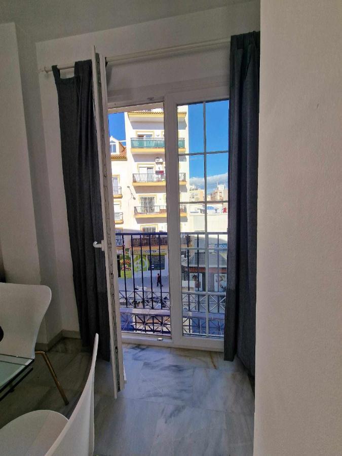3 Rooms Con Parking Y Terraza En C Marmoles 马拉加 外观 照片